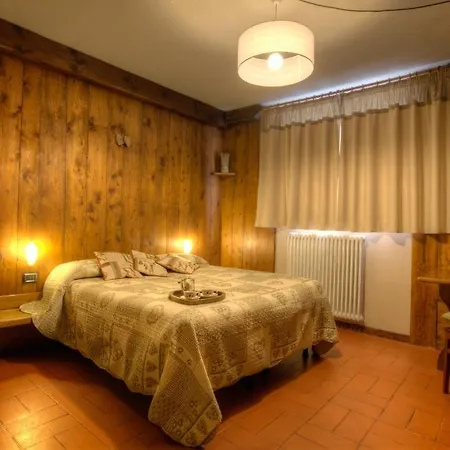 Le Talus 2* 쿠르마예