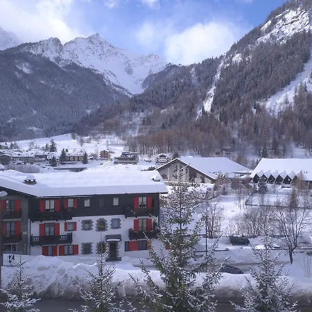 Hotel apartamentowy Le Talus 2*